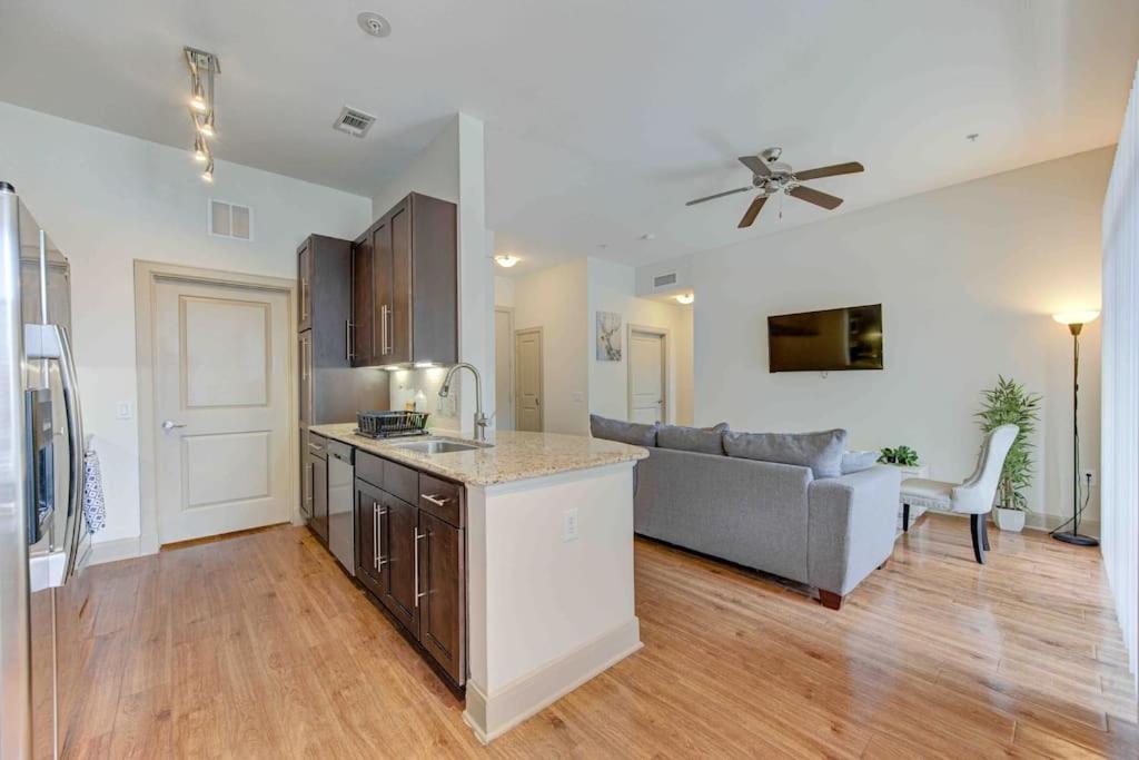Cozy Apt Nrg Pool,Wi-Fi, Free Parking, Petsok! Houston Dış mekan fotoğraf
