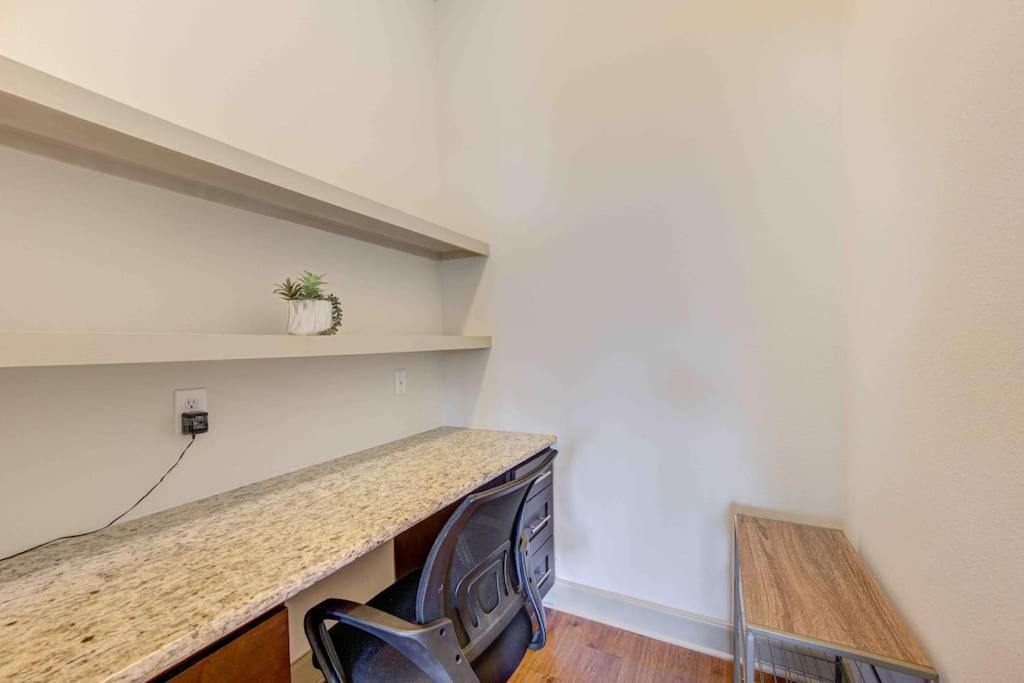 Cozy Apt Nrg Pool,Wi-Fi, Free Parking, Petsok! Houston Dış mekan fotoğraf